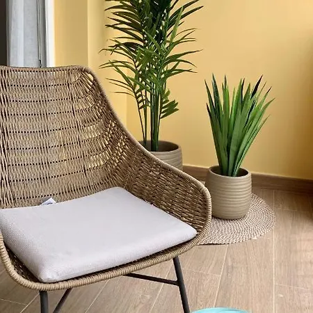 Appartement Don Gustavo Modern Apartment, Sea Views & Pool *